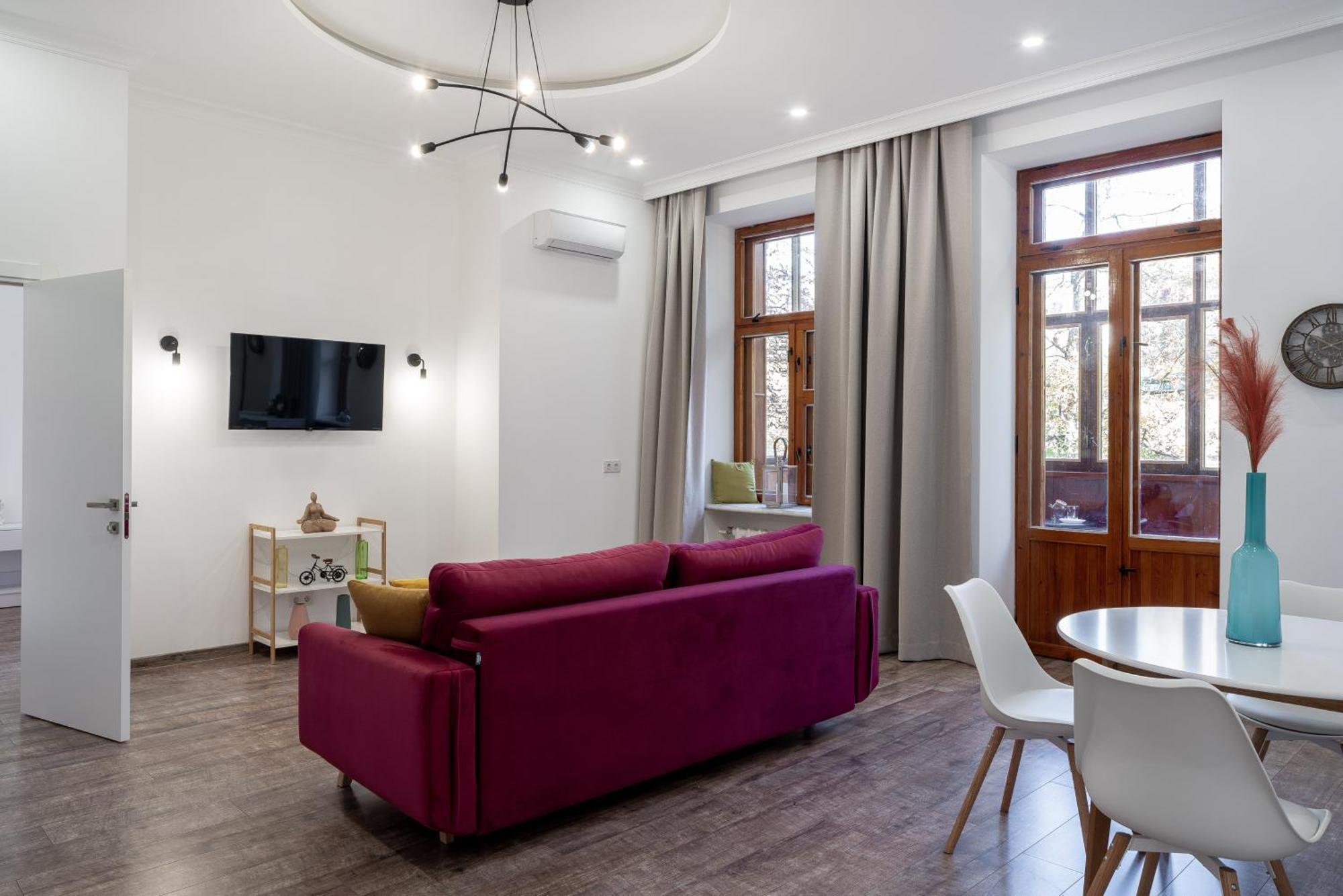 Yaroslav Val Lux Apartments Kyiv Exterior photo